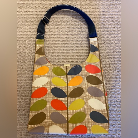 Orla Kiely Bags Orla Kiely Classic Stem Crossbody Bag Poshmark